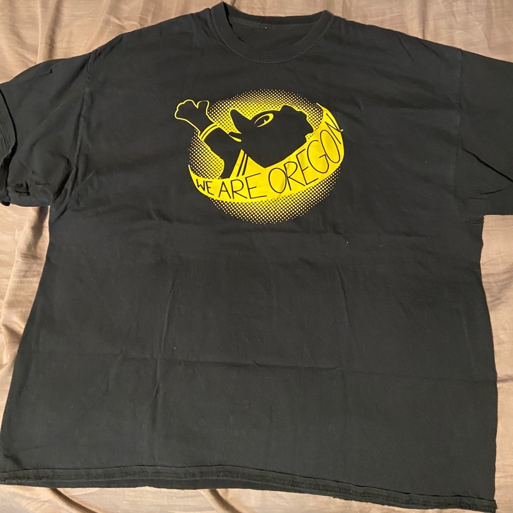 “we are oregon” black and yellow oregon ducks tee